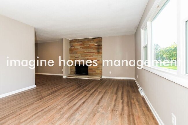 Foto del edificio - Stunning 3 Bedroom Ranch Home in Westlake