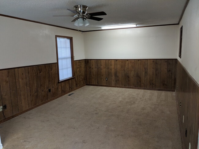 Building Photo - View Lake Dardanelle from Your Back Deck