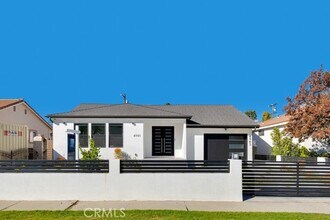 Building Photo - 4941 Hesperia Ave