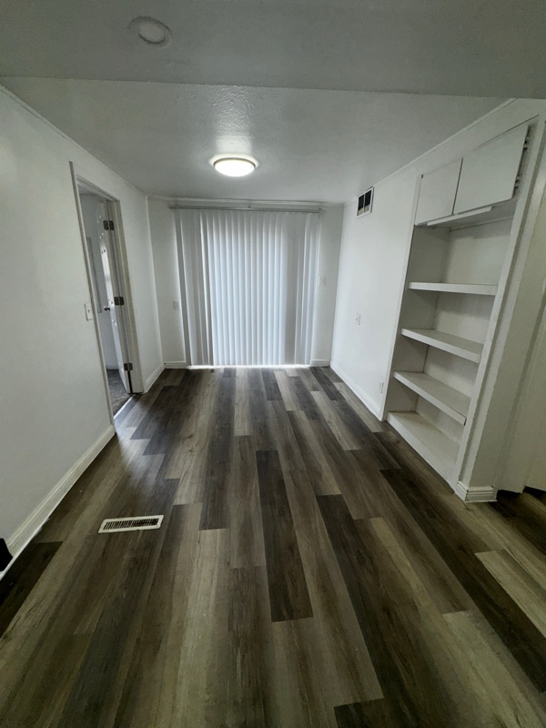 Building Photo - 2509 Olivewood Ave