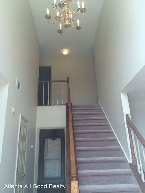 Foto del edificio - 4 br, 2.5 bath House - 688 Woodstone Road