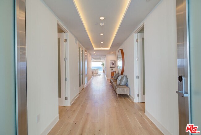 Building Photo - 17325 Castellammare Dr