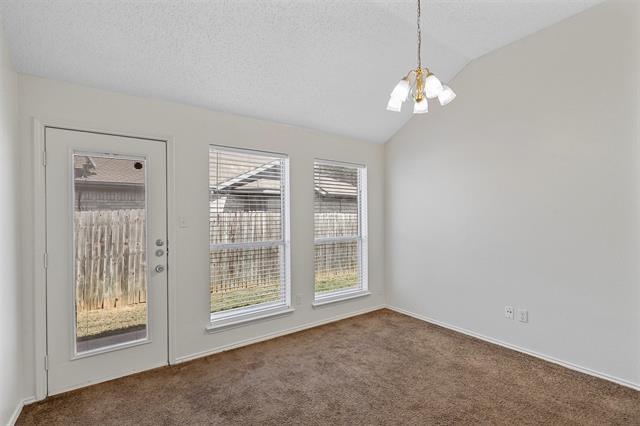 Building Photo - 2804 Monthaven Dr