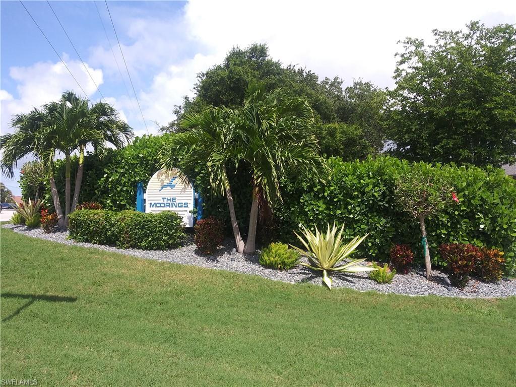 Primary Photo - 4622 SW 12th Pl