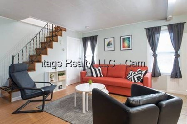 Primary Photo - 265 Hurley St
