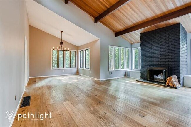Foto del edificio - 17380 Canyon Drive, Lake Oswego, OR, 97034