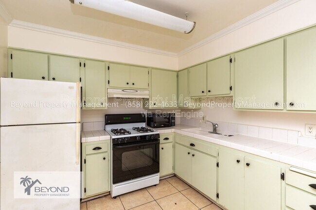 Foto del edificio - 4885 Cole St