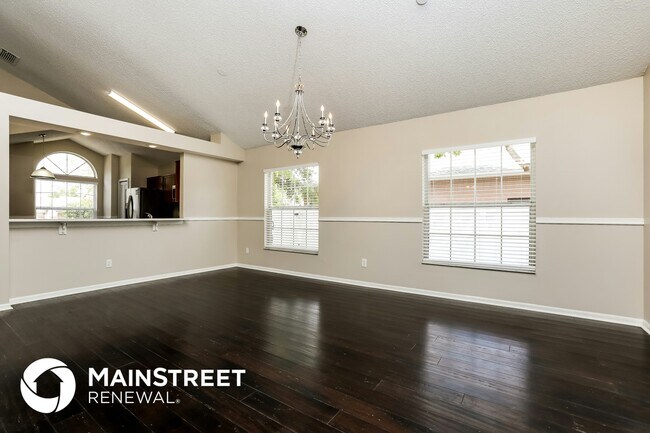 Foto del edificio - 2760 Grantham Ct