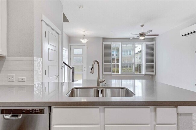 Foto del edificio - 2909 Zach Scott St