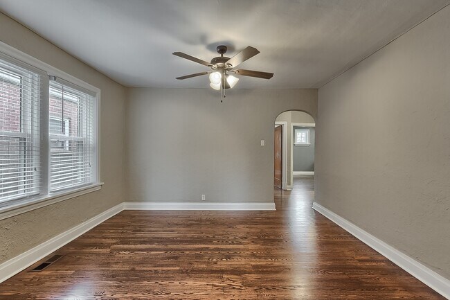 Foto del edificio - Pink Pony Club