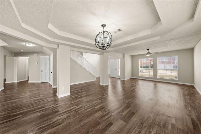 Building Photo - 6209 San Marino Dr