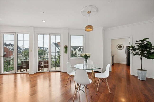 Foto del edificio - 205 Shearwater Ct W