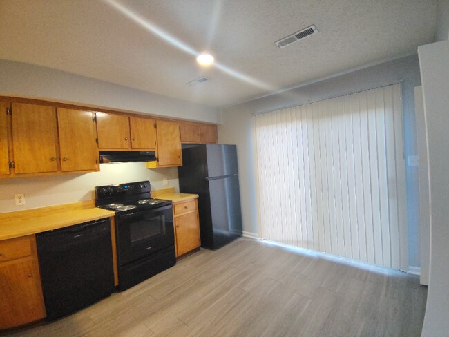 Building Photo - 29 Fonda Dr