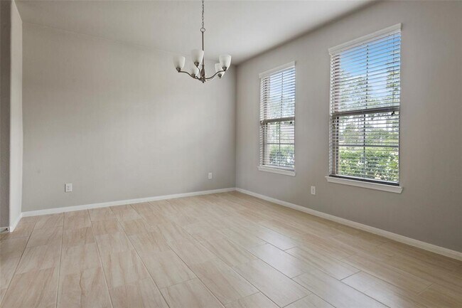 Building Photo - 14102 N Wind Cave Ct