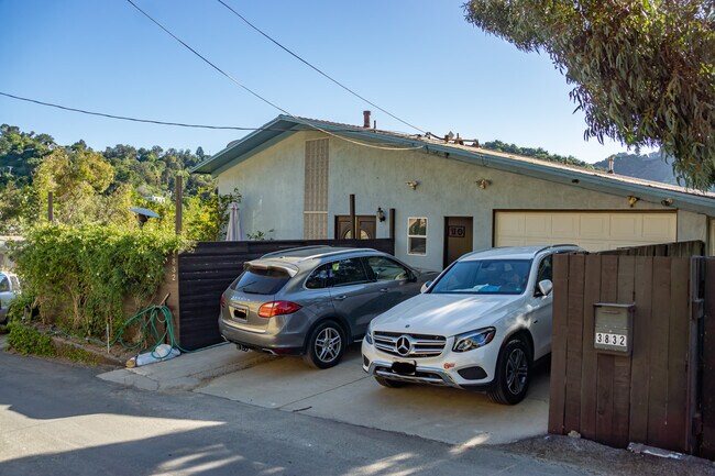 Front of House - 3832 Alta Mesa Dr