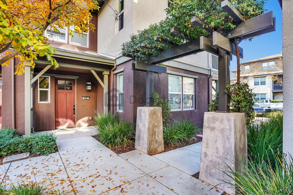 460 Diller St, Alameda, CA 94501 Townhome Rentals in Alameda CA