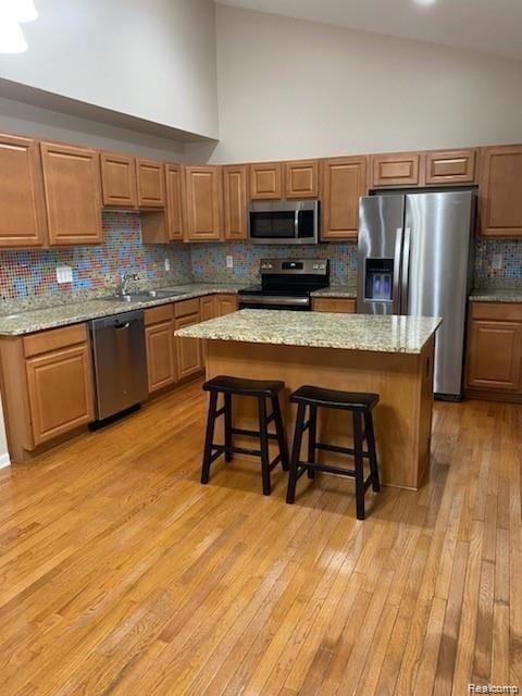 Foto del edificio - 6967 Edgewater Dr