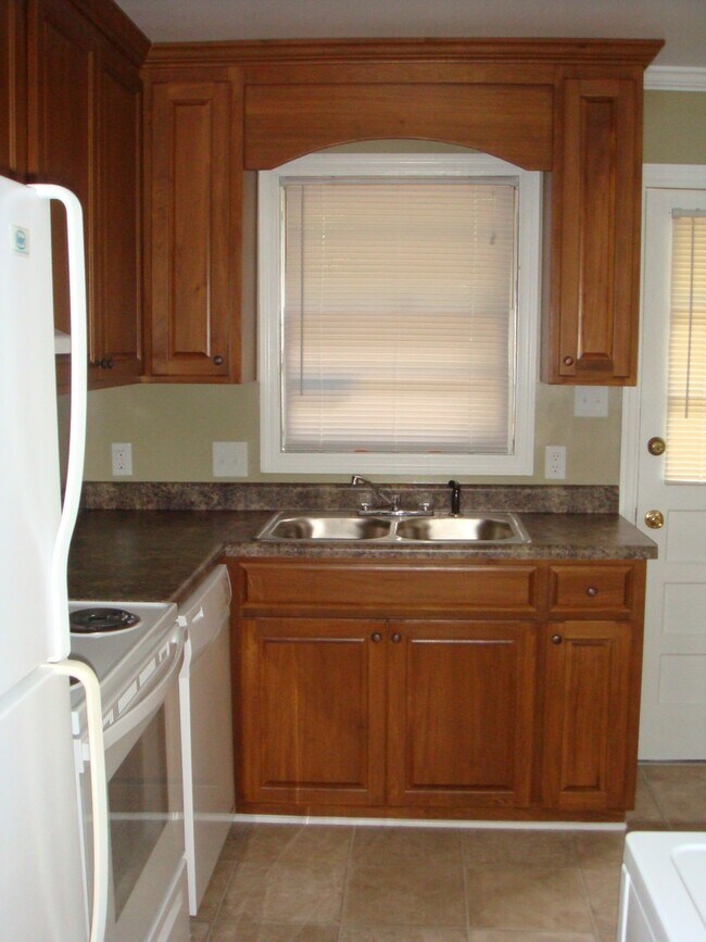 Foto del edificio - NICE TWO BEDROOM DUPLEX