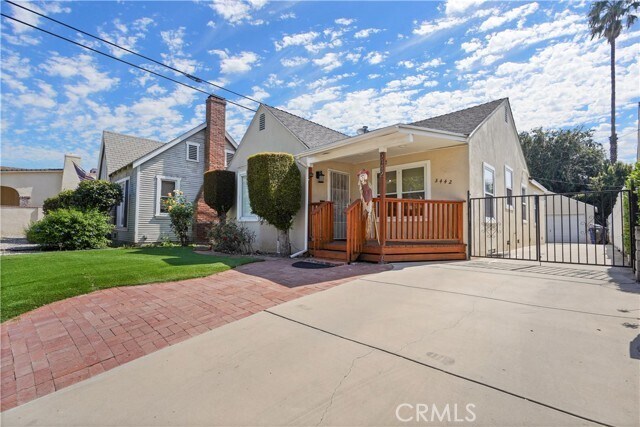 Foto principal - 5442 Templeton St