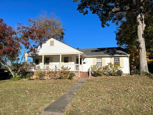 Building Photo - 5108 Bromley Ln