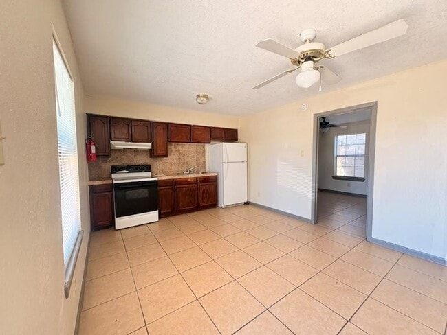 Foto del edificio - 2918 Thurman St
