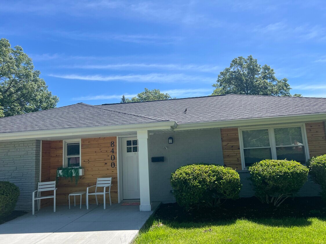 Foto principal - 8400 Gwilada Dr