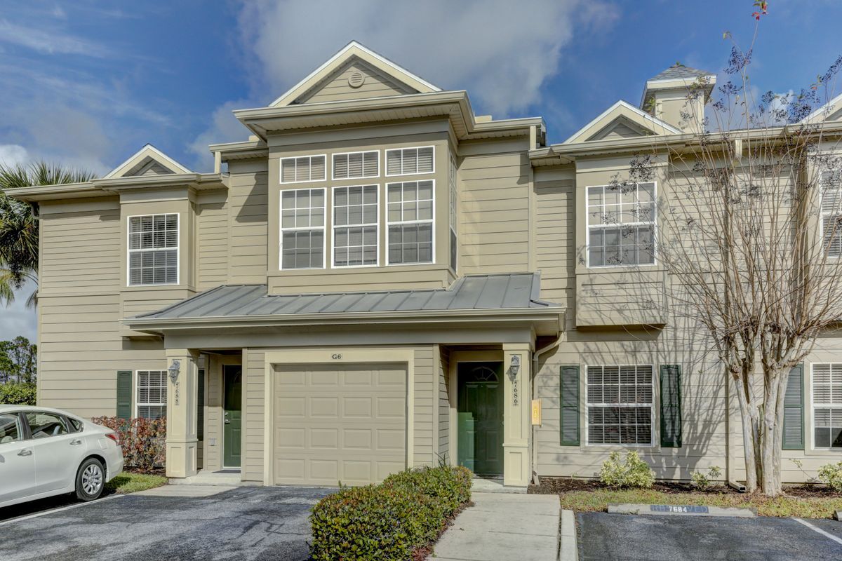 Primary Photo - 7686 Plantation Cir