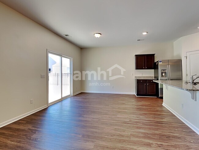 Foto del edificio - 123 Orion Way