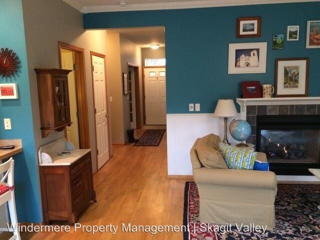 Building Photo - 4 br, 2.5 bath House - 416 North 30th Street