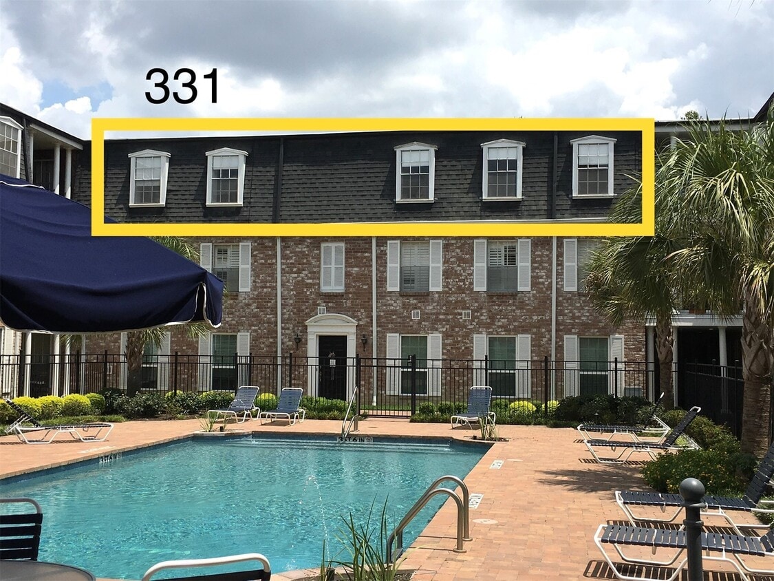 Foto principal - 361 N Post Oak Ln