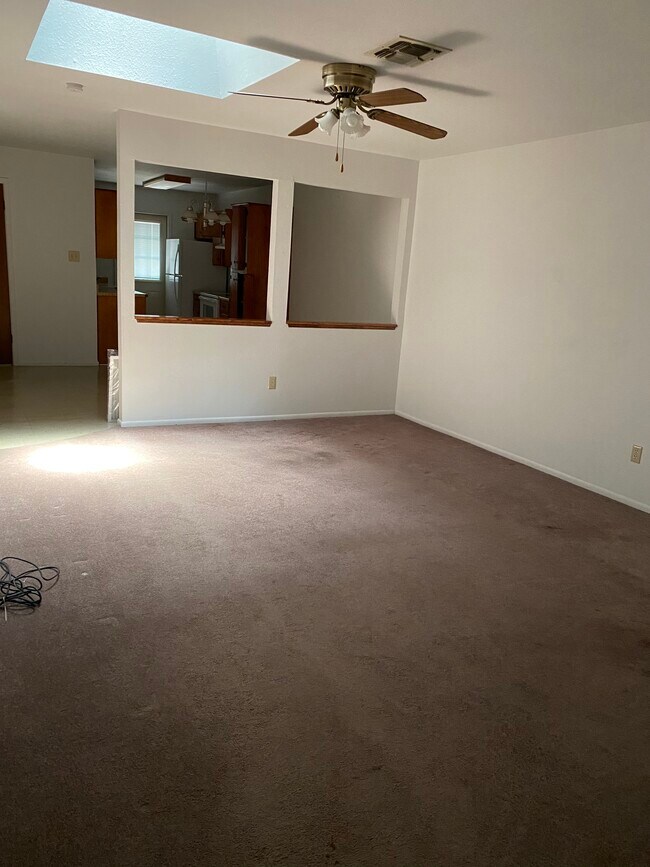 Foto del edificio - 2108 Eastwind St