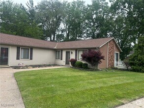 Building Photo - 45 Coventry Dr