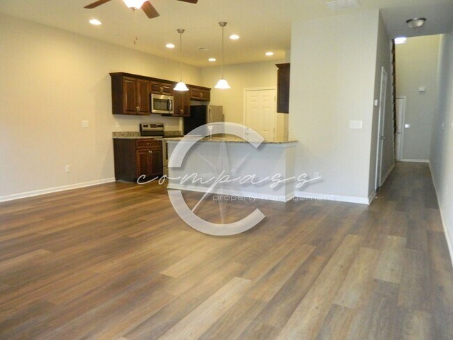 Foto del edificio - 1855 Broad River Rd