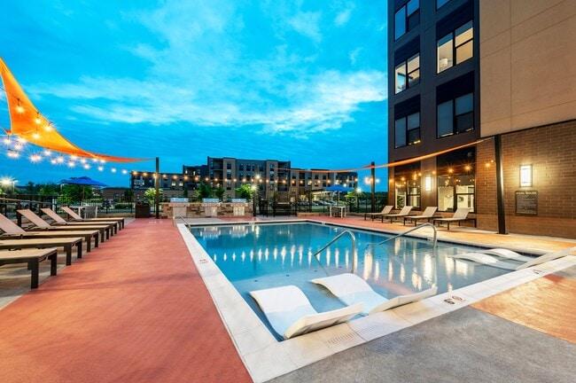 Foto del edificio - Approach at Summit Park