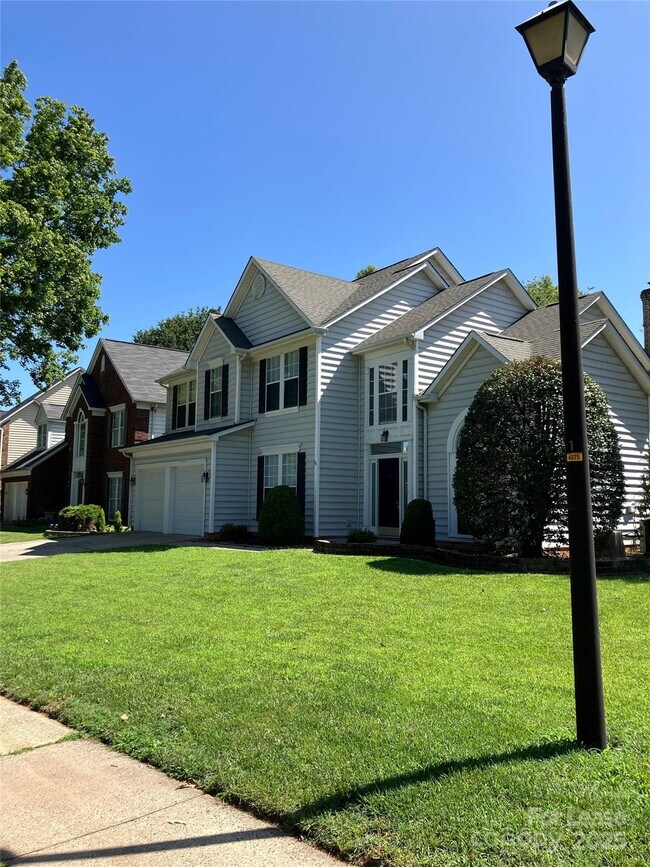 Foto del edificio - 7525 Montrachet Ln