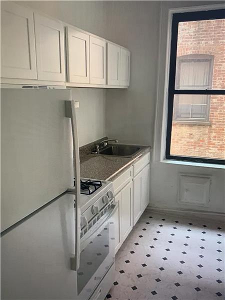 Foto principal - 7423 Ridge Blvd