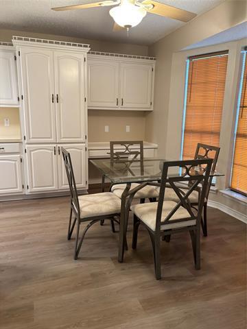 Foto del edificio - 1208 Red Bird Ln