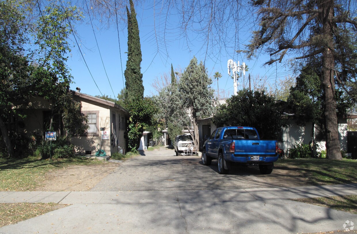 Foto principal - 117 W Norwood Pl