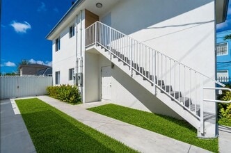 Building Photo - 1180 NW 67th St