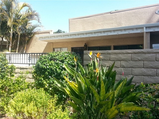 Building Photo - 2066 Via Mariposa E