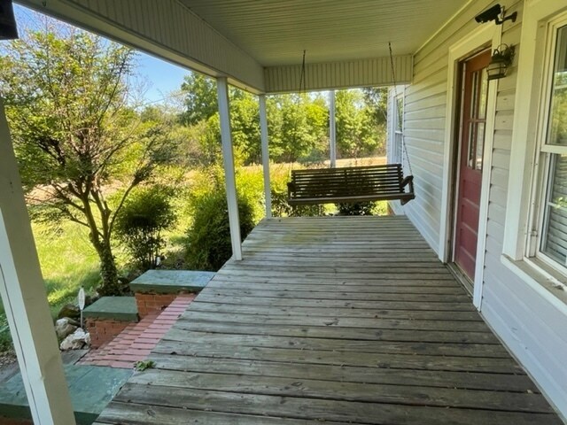 Foto del edificio - A cozy home w/ 3 beds, 2 bath and a 70 acr...