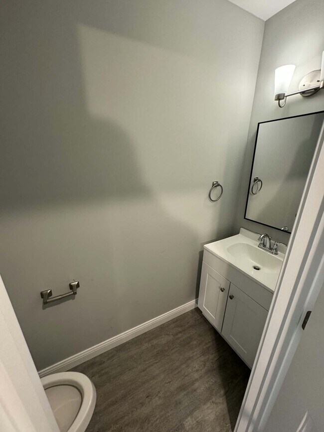 Foto del edificio - 3234 Cloverfield Ct