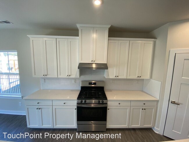Building Photo - 5 br, 3 bath House - 1010 Augustus Beamon ...