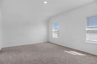 Building Photo - 24311 Saddlestone Green Dr