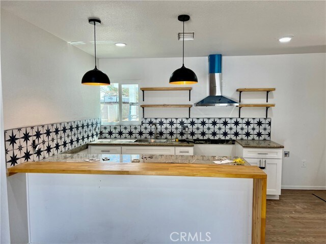 Building Photo - 14639 Lilac St