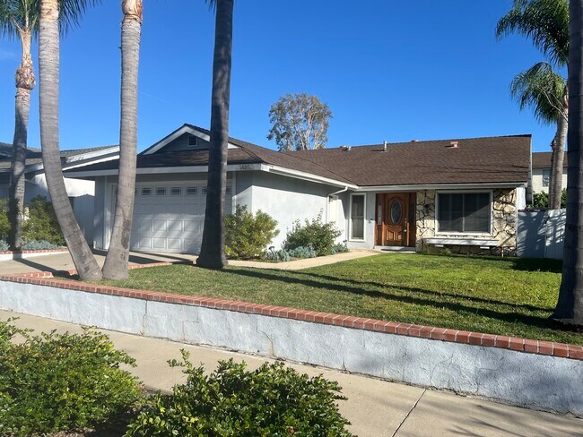 Foto del edificio - 14852 Rattan St