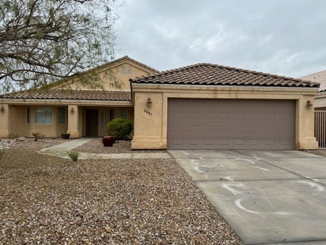 4681 S Lindero Dr, Fort Mohave, AZ 86426 House Rental in Fort Mohave