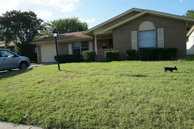 Foto principal - 3617 Edgewood Dr