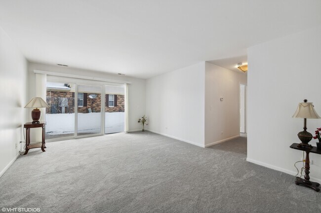 Foto del edificio - 184 Brook Ln