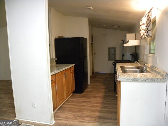 Foto del edificio - 158 Bell Acres Rd